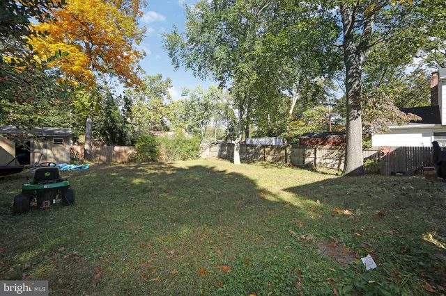 $567,500 | 11 Evergreen Road, Mount Laurel, NJ 08054