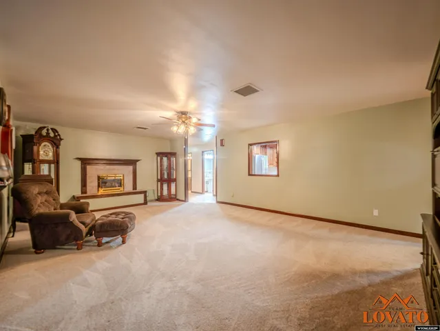 $550,000 | 803 Warr Avenue, Douglas, WY 82633