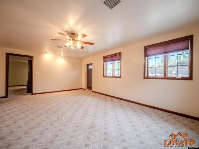 $550,000 | 803 Warr Avenue, Douglas, WY 82633