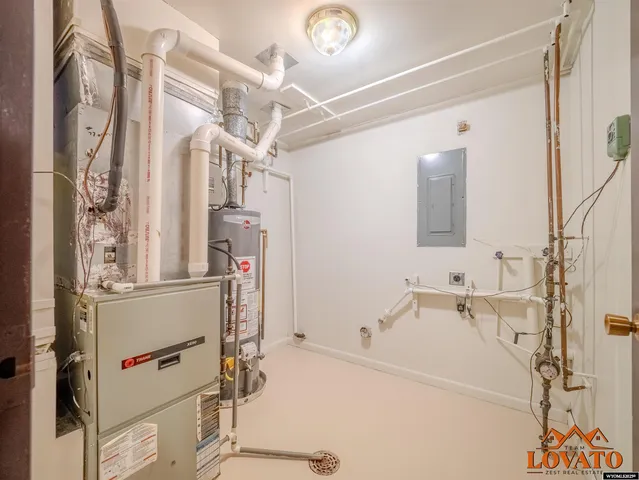 $550,000 | 803 Warr Avenue, Douglas, WY 82633