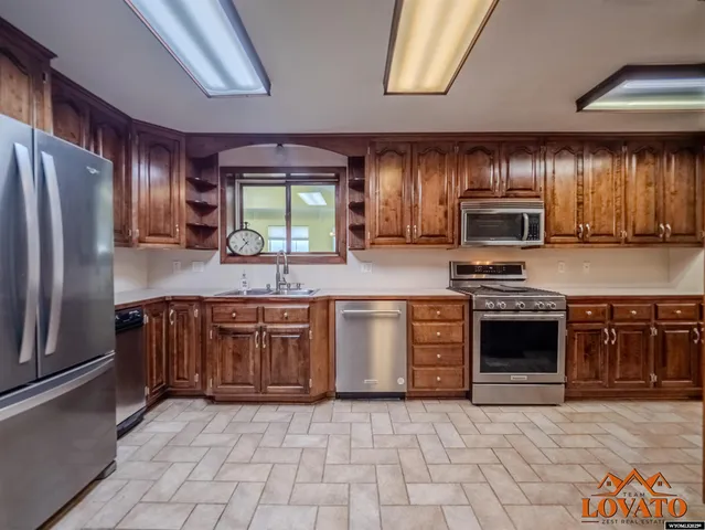 $550,000 | 803 Warr Avenue, Douglas, WY 82633