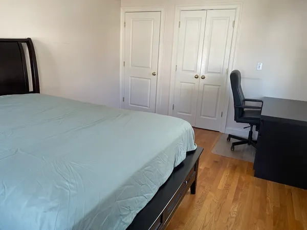 $830,000 | 220 Grove Street, Unit 1, Waltham, MA 02453