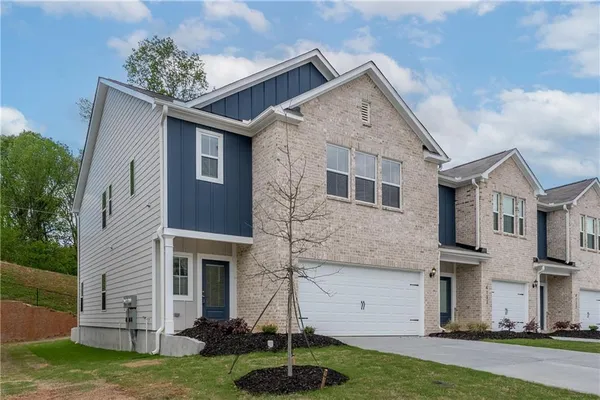$2,100 | 4129 Oakwood Ter Court, Oakwood, GA 30566