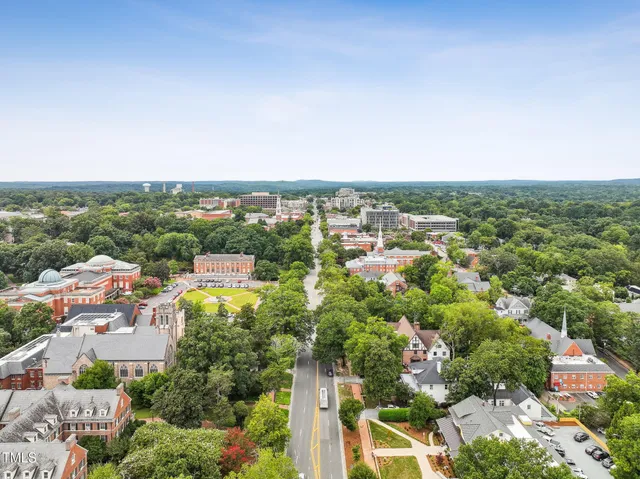 $225,000 | 250 South Estes Drive, Unit 101, Chapel Hill, NC 27514