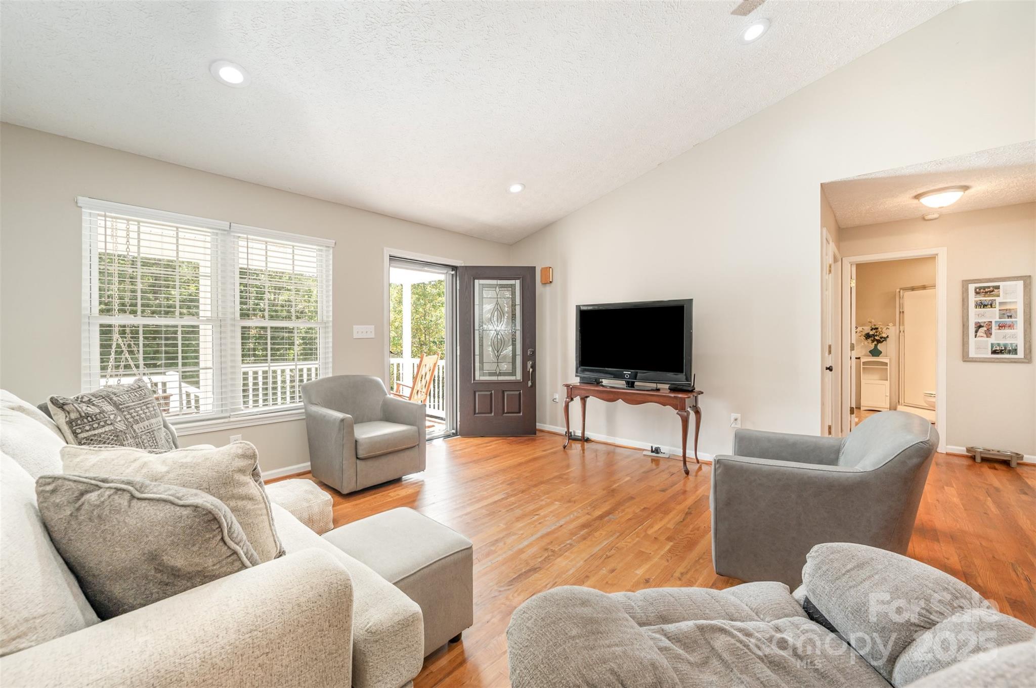 3231 Christie Road Hudson, NC 28638 - Photo 5 of 37