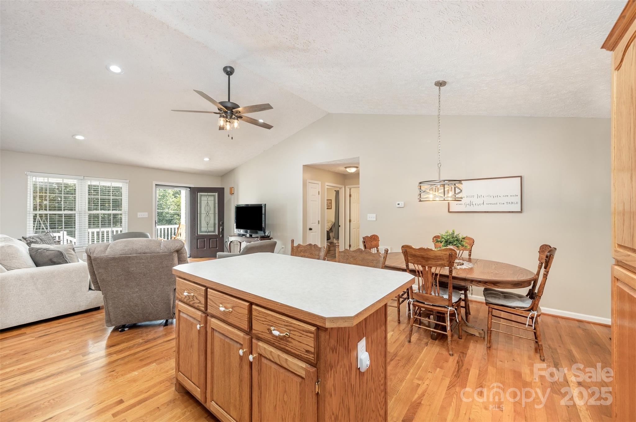 3231 Christie Road Hudson, NC 28638 - Photo 8 of 37