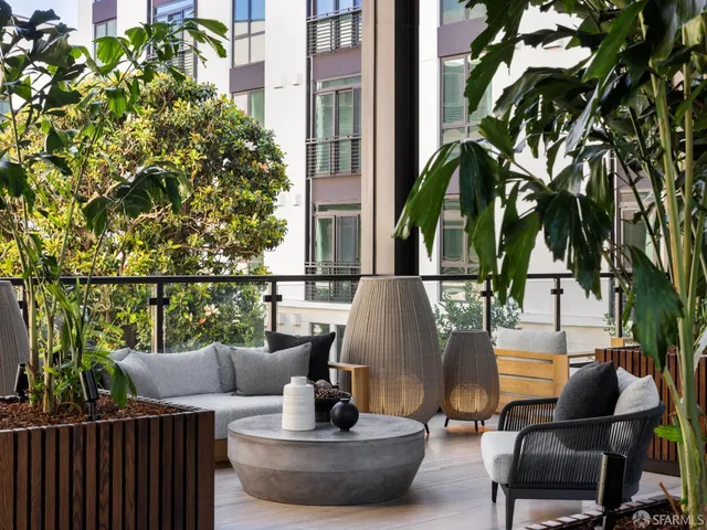 $3,990 | 1 Bristol Court, Unit 211, San Francisco, CA 94130