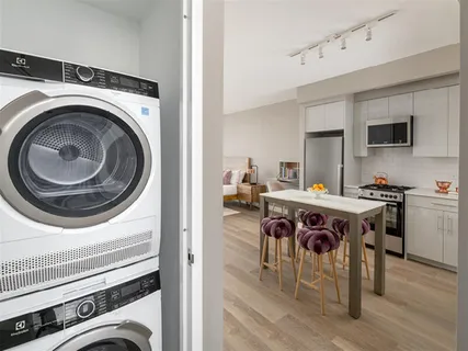 $5,749 | 2-21 21st Street, Unit 348 | Long Island City