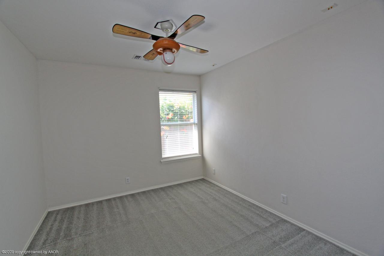 7002 Sheldon Road Amarillo, TX 79109 - Photo 3 of 14 Bedroom