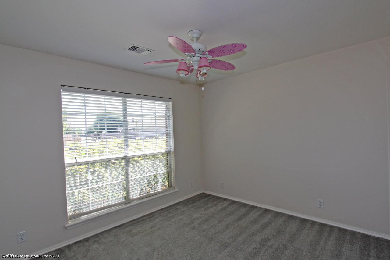 7002 Sheldon Road Amarillo, TX 79109 - Photo 4 of 14 Bedroom 2