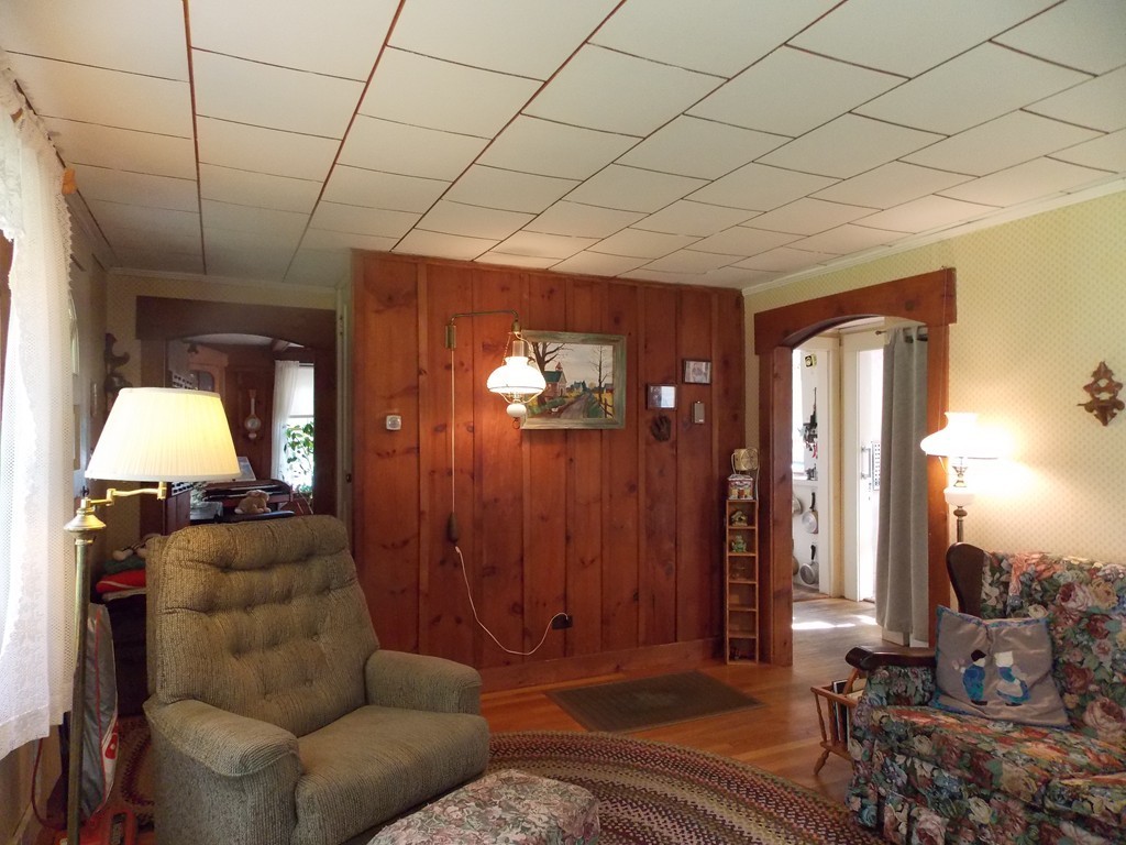 3 Ragged Hill Road Hubbardston, MA 01452 - Photo 5 of 17 Gallery Image 5