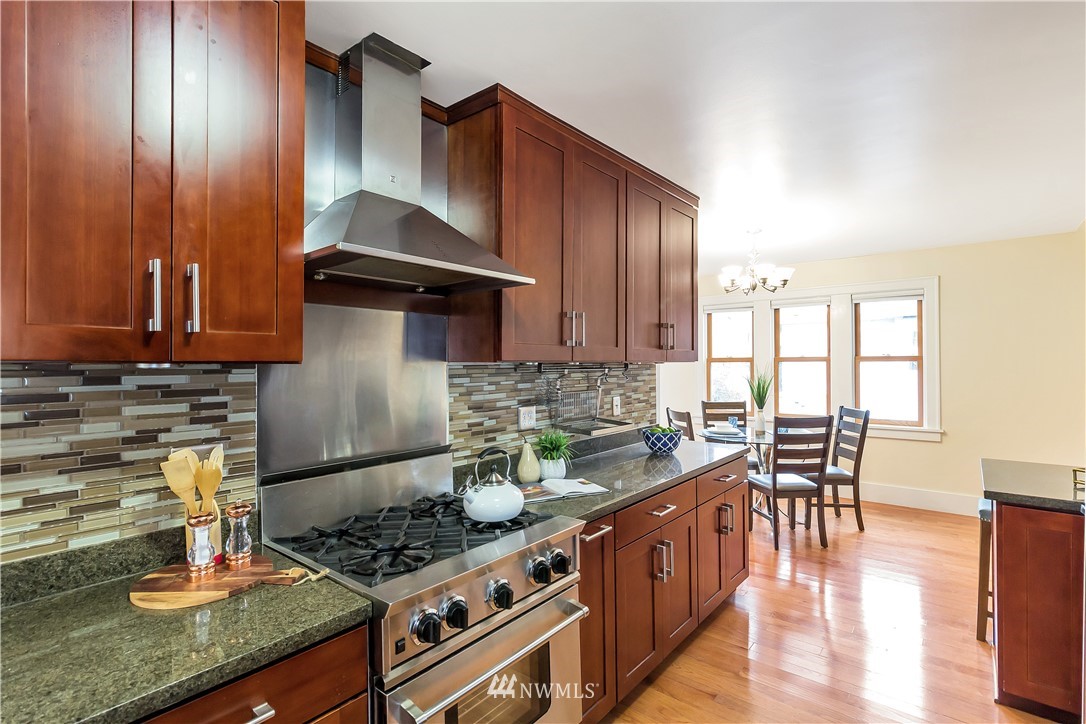 1128 North 76th Street Seattle, WA 98103 - Photo 11 of 35 Gallery Image 11