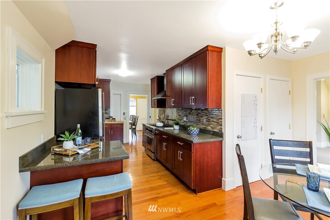 1128 North 76th Street Seattle, WA 98103 - Photo 15 of 35 Gallery Image 15