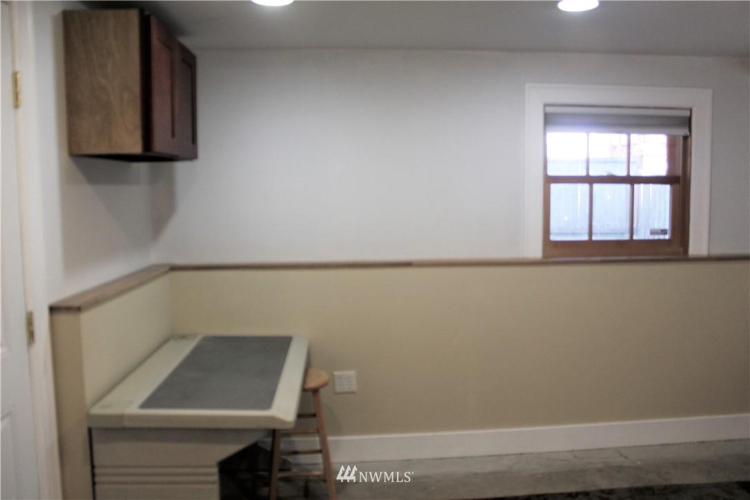 1128 North 76th Street Seattle, WA 98103 - Photo 34 of 35 Gallery Image 34