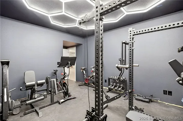 $559,000 | 11 Madison Lane, Kaiser, MO 65047