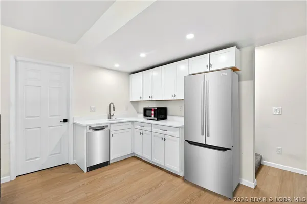 $559,000 | 11 Madison Lane, Kaiser, MO 65047