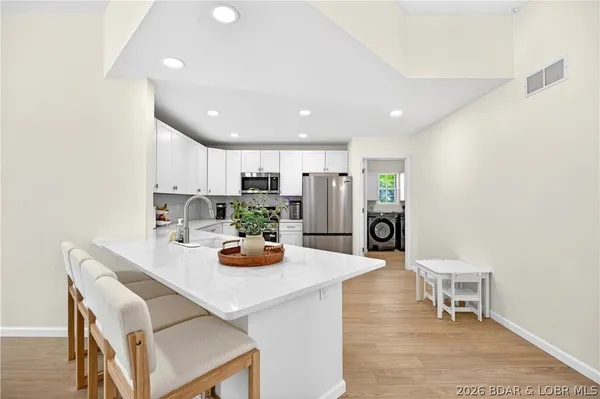 $559,000 | 11 Madison Lane, Kaiser, MO 65047