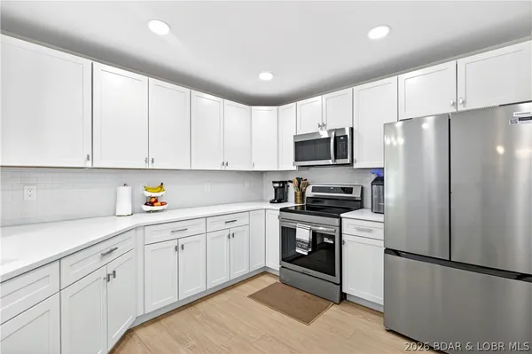 $559,000 | 11 Madison Lane, Kaiser, MO 65047