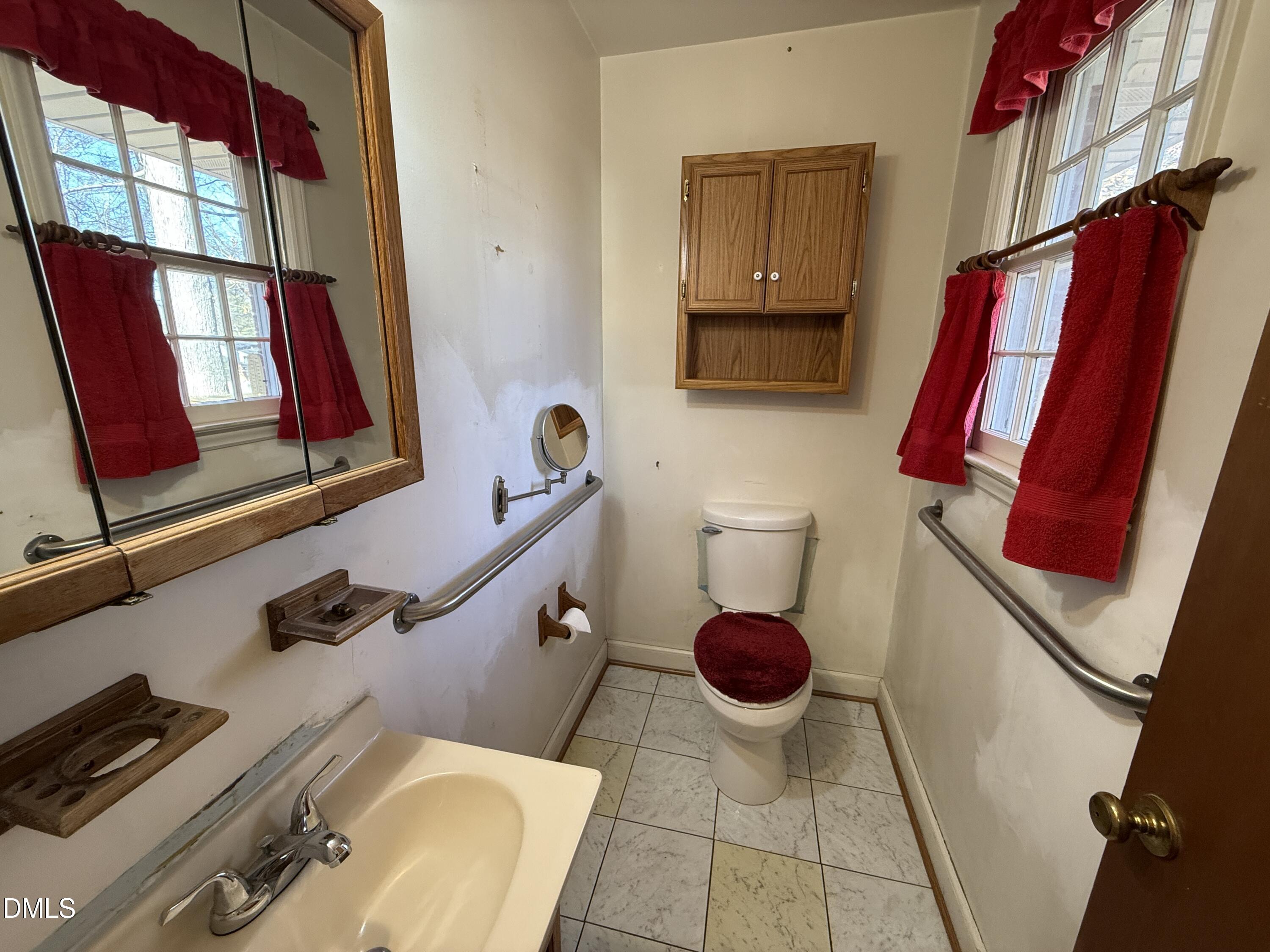 3128 Ward Road Raleigh, NC 27604 - Photo 11 of 26 IMG_1452