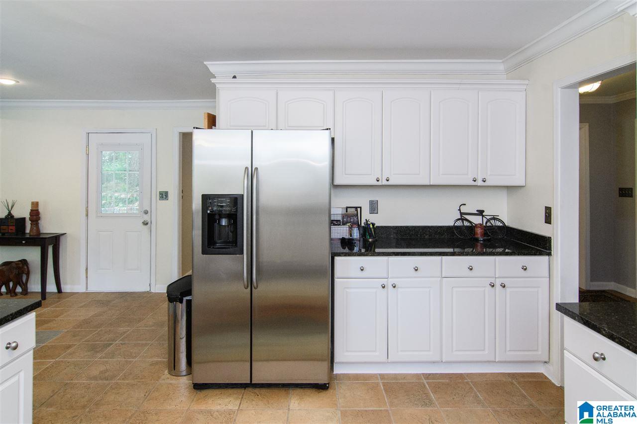 1500 Royce Road Birmingham, AL 35209 - Photo 13 of 37