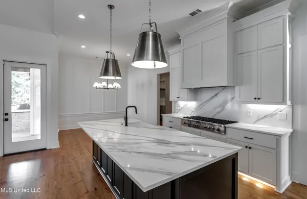 $765,900 | 625 Big Vly Loop, Flowood, MS 39232