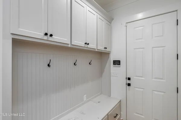 $765,900 | 625 Big Vly Loop, Flowood, MS 39232