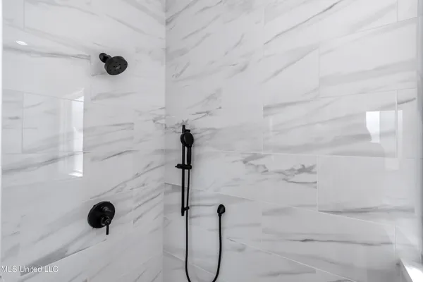 $765,900 | 625 Big Vly Loop, Flowood, MS 39232