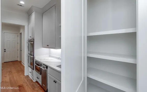 $765,900 | 625 Big Vly Loop, Flowood, MS 39232