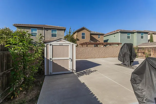 $518,000 | 3549 Taylor Lane, Clovis, CA 93619
