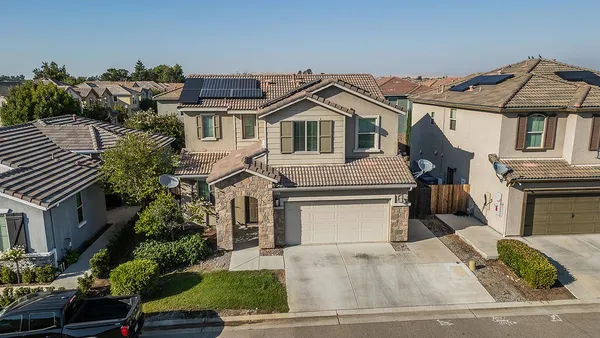 $515,000 | 3549 Taylor Lane, Clovis, CA 93619
