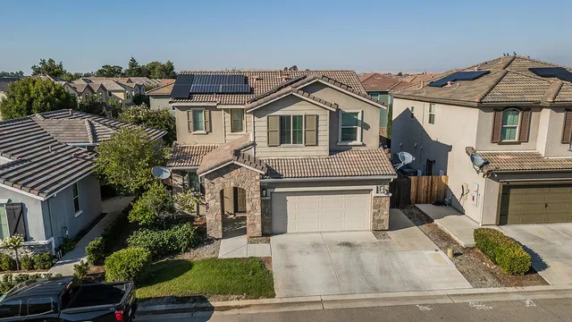 $518,000 | 3549 Taylor Lane, Clovis, CA 93619