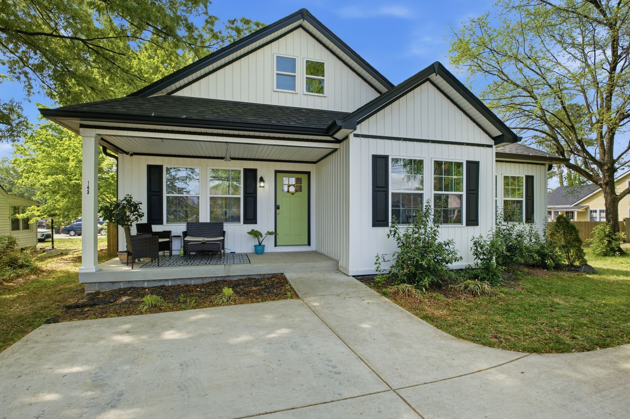 143 Cole's Ferry Road Gallatin, TN 37066 - Photo 2 of 35