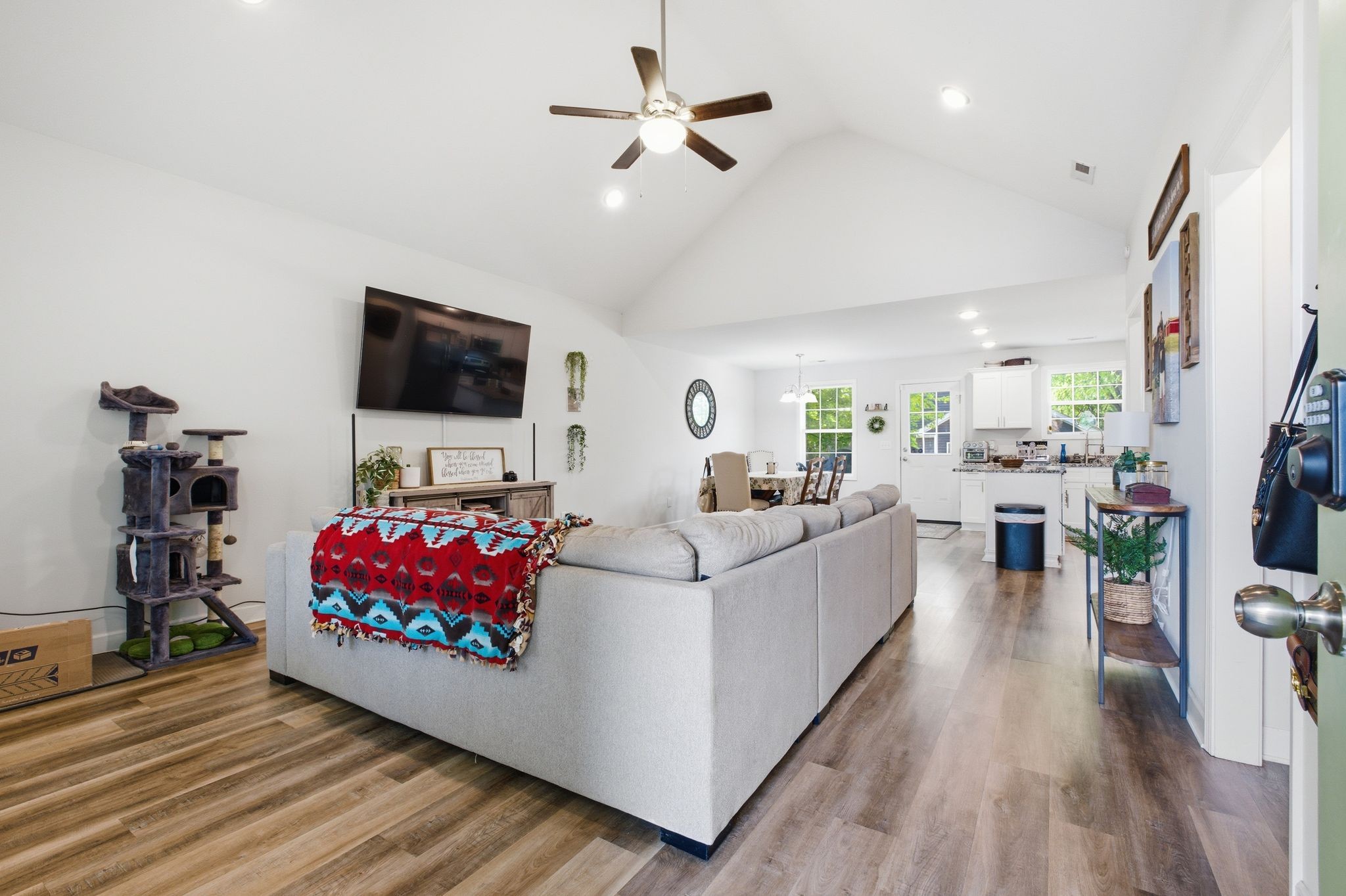 143 Cole's Ferry Road Gallatin, TN 37066 - Photo 6 of 35