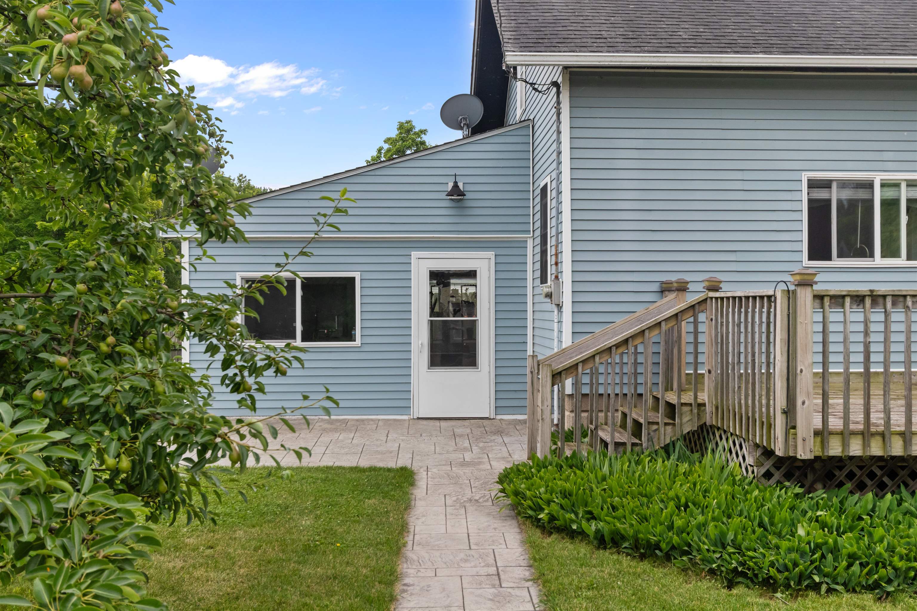 127 Madison Street Menasha, WI 54952 - Photo 39 of 48