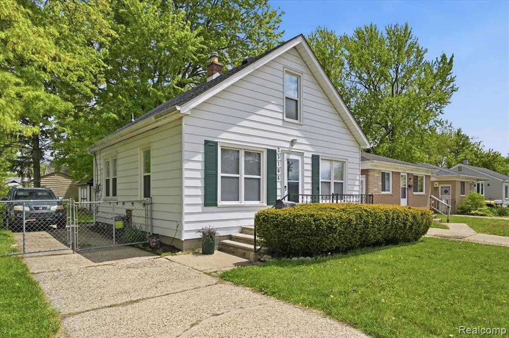 23164 Donald Avenue Eastpointe, MI 48021 - Photo 4 of 18
