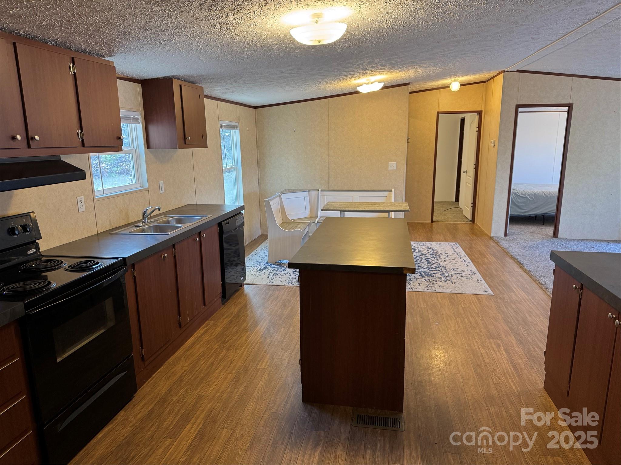 46 Slick Rock Road Leicester, NC 28748 - Photo 12 of 28 Gallery Image 12