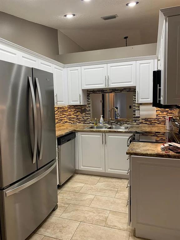 2643 West 28th Street Riviera Beach, FL 33404 - Photo 3 of 16