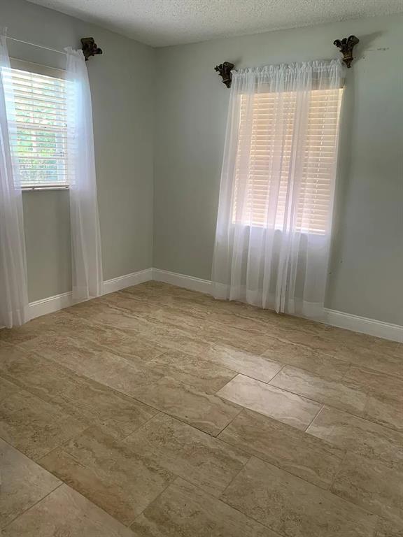 2643 West 28th Street Riviera Beach, FL 33404 - Photo 7 of 16