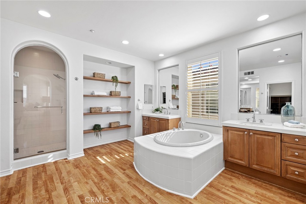 15 Mason Lane Ladera Ranch, CA 92694 - Photo 21 of 40 a large white room with a large window