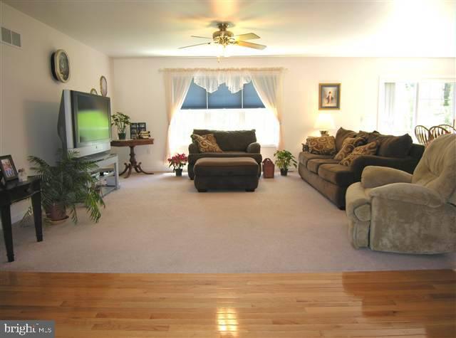 15 Red Mill Road Etters, PA 17319 - Photo 3 of 11 Gallery Image 3