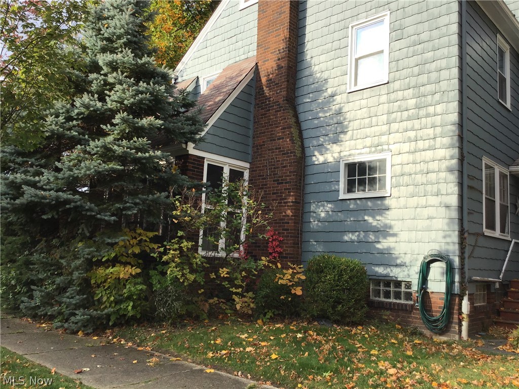 3565 Boynton Road Cleveland Heights, OH 44121 - Photo 2 of 3