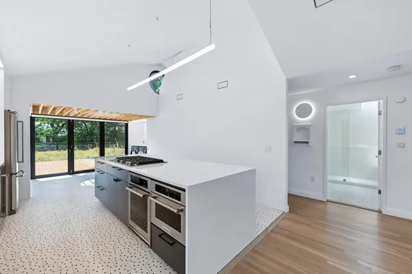 $4,000 | 5207 Avenue F, Austin, TX 78751