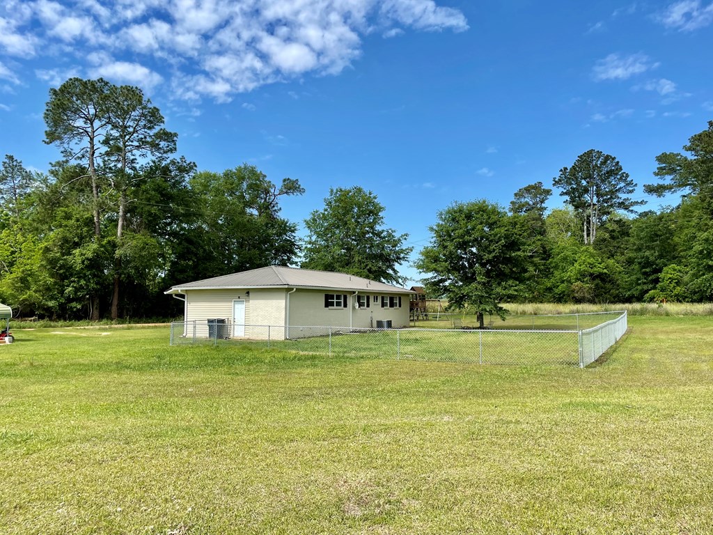 1895 Coach Road Slocomb, AL 36375 - Photo 28 of 33 1 Acre lot