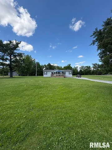 $137,000 | 17227 Number 9 Blacktop, West Frankfort, IL 62896