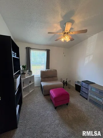 $137,000 | 17227 Number 9 Blacktop, West Frankfort, IL 62896