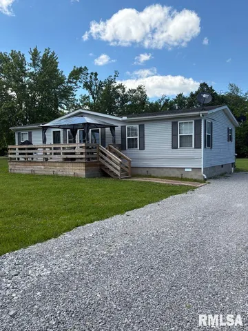 $137,000 | 17227 Number 9 Blacktop, West Frankfort, IL 62896