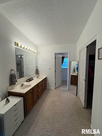 $137,000 | 17227 Number 9 Blacktop, West Frankfort, IL 62896