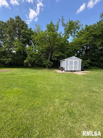 $137,000 | 17227 Number 9 Blacktop, West Frankfort, IL 62896