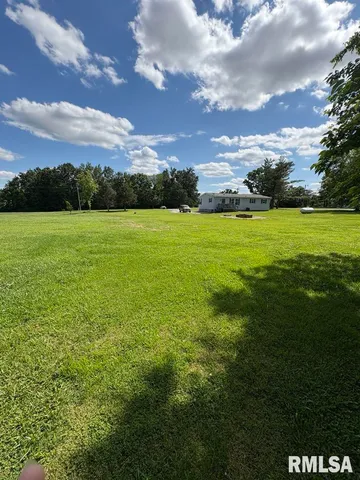 $137,000 | 17227 Number 9 Blacktop, West Frankfort, IL 62896