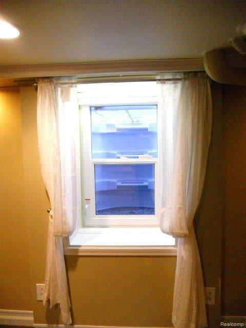 9723 Rosedale Boulevard Allen Park, MI 48101 - Photo 25 of 33 Bsmt Egress Window.JPG